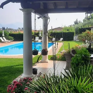Fiorini , Moniga del Garda Italien